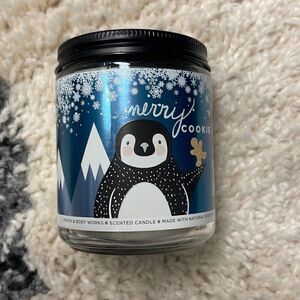 Bath & Body Works Merry Cookie Candle - Blue and White